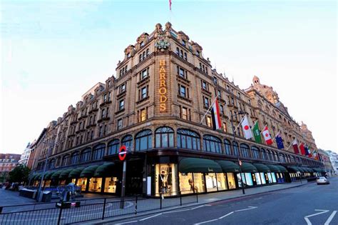 harrods online store.